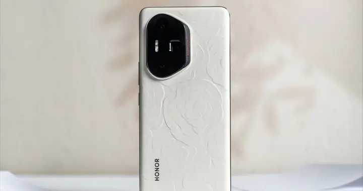 榮耀“降價王”！從4199元跌至2555元，512GB+10倍抗摔+百倍變焦