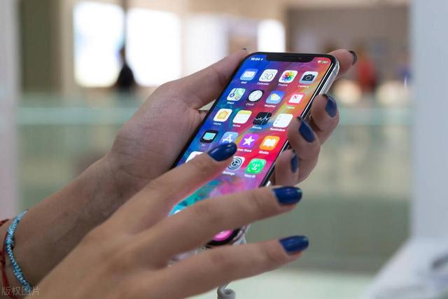 最新测评苹果ios17.7和ios18.0系统，你会选择哪个？