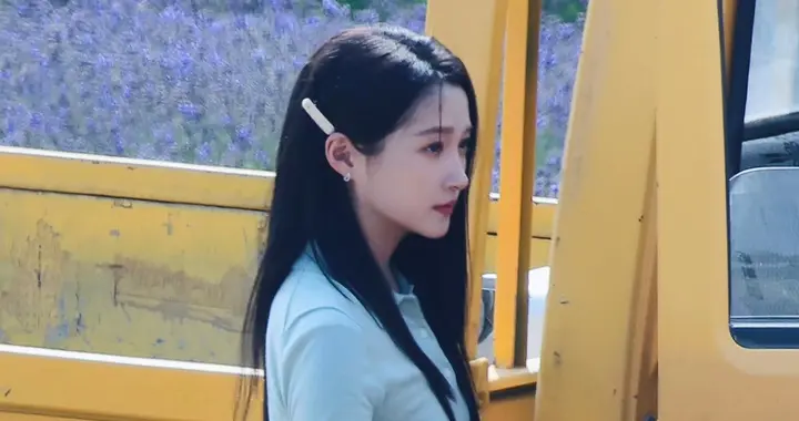 关晓彤黑长直是她的统治区