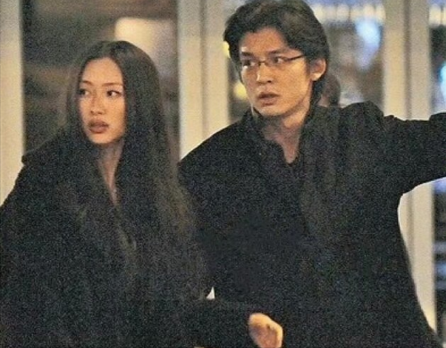 杀疯了！港媒镜头下的18张明星情侣街拍，才是真正的氛围感始祖啊