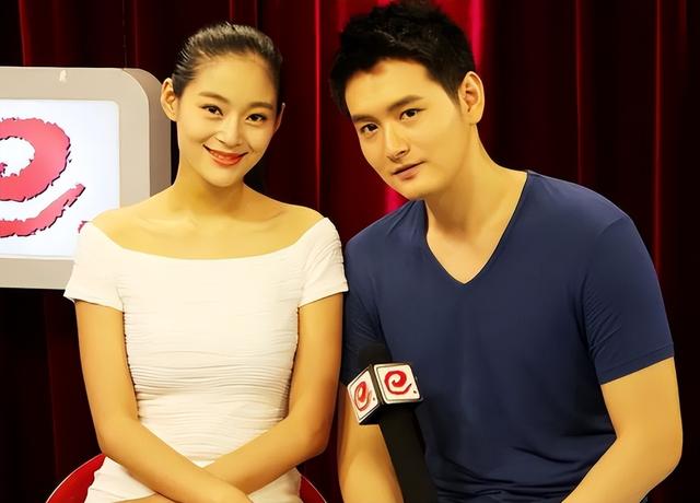 戏里是一对母子，戏外她倒追“儿子”5年，婚后生下双胞胎