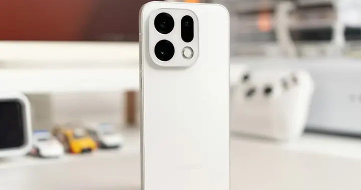 OPPO突然“變香了”！兩個半月跌價640元，天璣9500+120倍變焦
