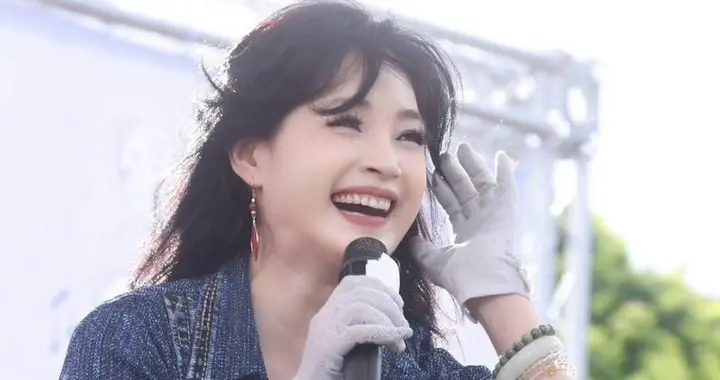 方季惟：长得漂亮演技也好，58岁没谈过男朋友