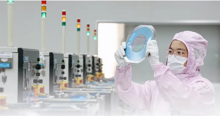 中國科研登頂不是意外：被低估百年的實體工業路線，正在反殺世界