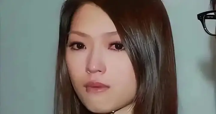 16岁已是人间尤物！4年换20个男人，找到老实人接盘后收心做人妻