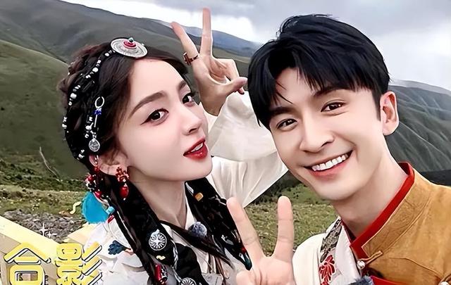 张云龙摊上事了！娜扎和妈妈泰国被偶遇，网友：面相不善，要小心