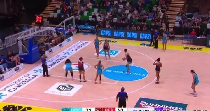 珀斯山猫女篮客场战胜堪培拉首都，韩旭首秀，表现给力，得分上双