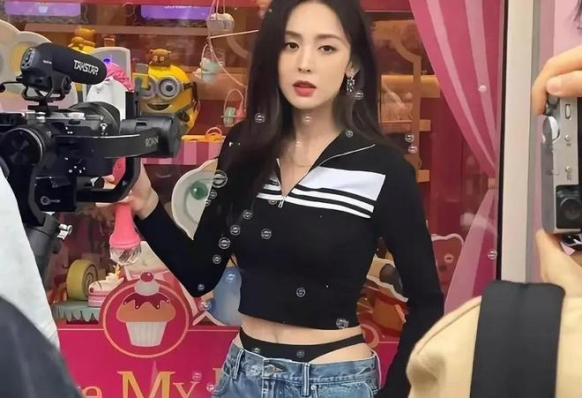 古力娜扎|“丁字”女神古力娜扎的狂野情史，一段比一段丰富