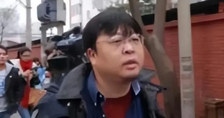 狗嘴吐不出象牙！罗永浩咬死绝不道歉，评论区已经彻底变天