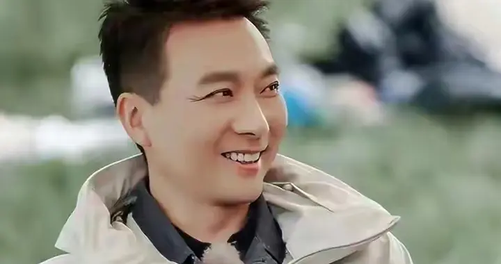 央媒官宣！盼了20年的接班人终于出现，康辉这下可以放心了