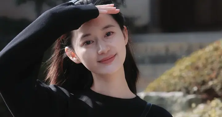 郭晓婷，女明星的春日穿搭。