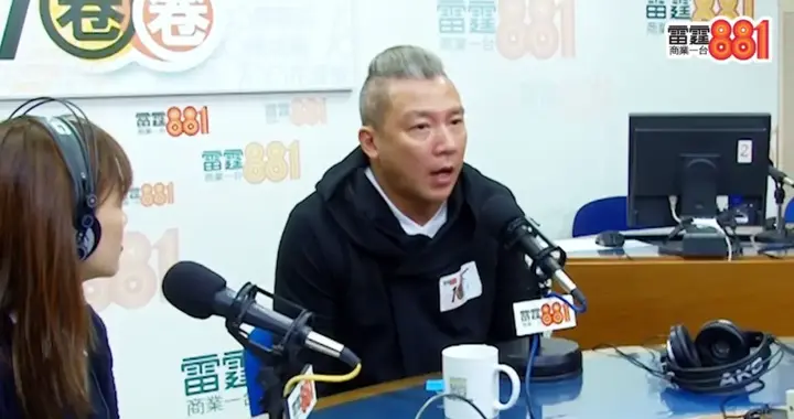 《寻秦记》54岁男星近况曝光！曾与唐文龙传同性绯闻感激对方救济