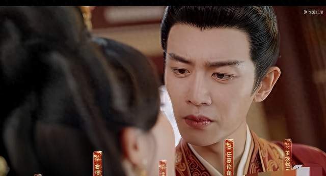 任嘉伦 facial 变化引热议，从《锦衣之下》到《凤凰台上》颜值争议