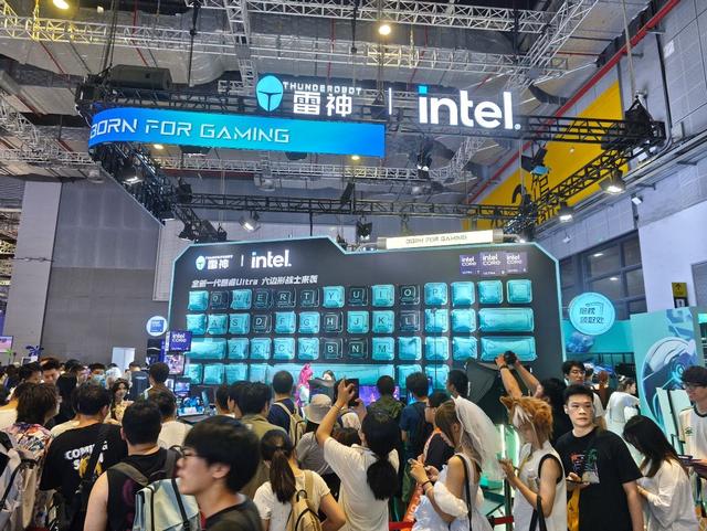 雷神推出ZERO 16 Pro AI高靜游戲本 全面提升玩家游戲體驗