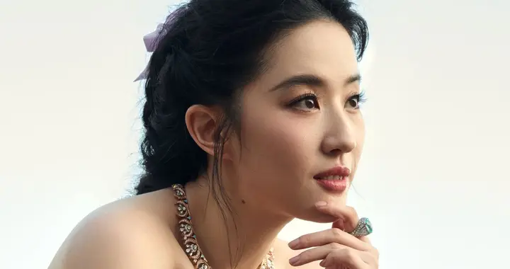 刘亦菲宝格丽性感代言（二）