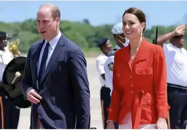 消失的酒窝长高的身材再上演：凯特王妃，又要再一次被“替身吗”