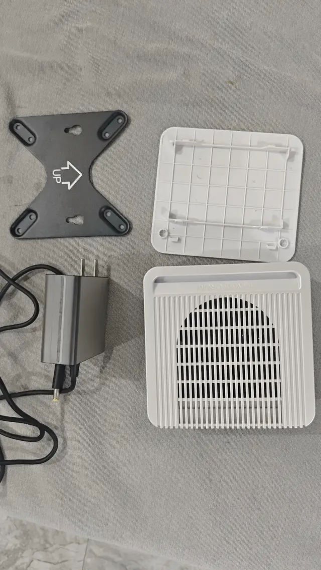 跑分超百万白色迷你主机！标配八核R9处理器，M2+2.5寸双盘位