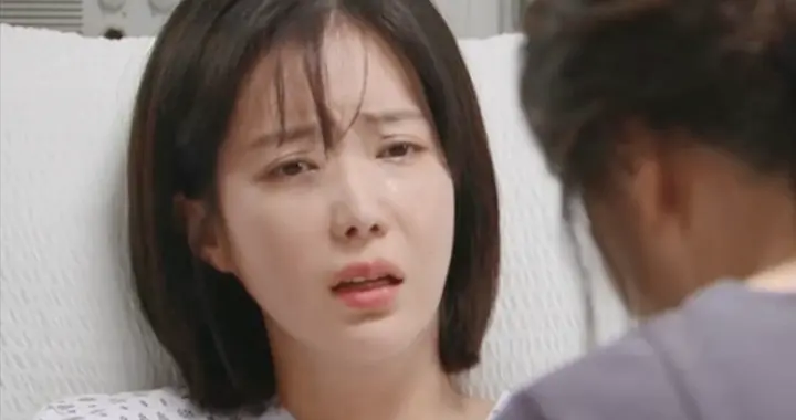 韩剧女神自曝生活空虚，卖掉数亿元价值豪车，还把家里东西都送人