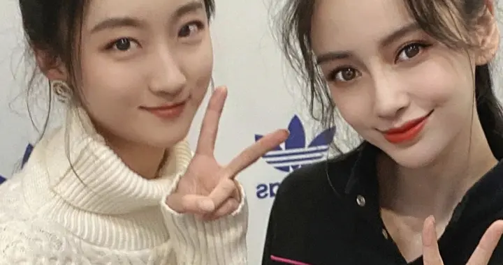 黄晓明Baby：别人撕成麻花，他俩合伙给娃攒人情？