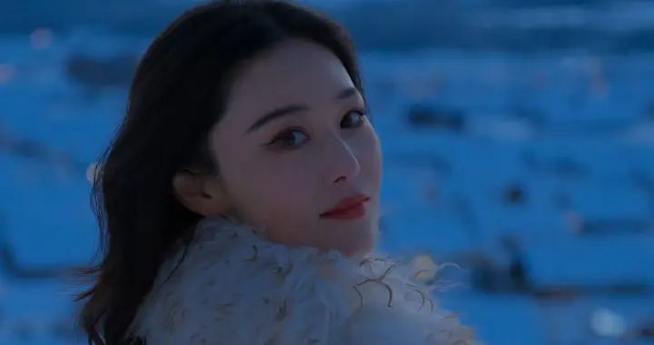 一直在出片的张馨予，这镜头感绝了