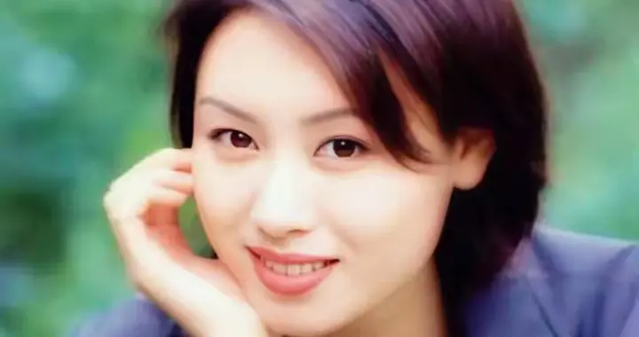 气质女神郭可盈：港剧黄金时代的优雅白月光！