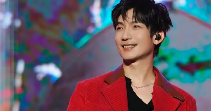 原来她就是陈楚生的妻子，怪不得41岁能逆风翻盘，娶个贤妻旺三代