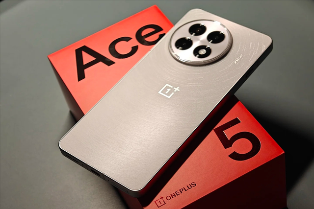 618公认可“闭眼入”的四款手机，旗舰性能、价格亲民，可用五年