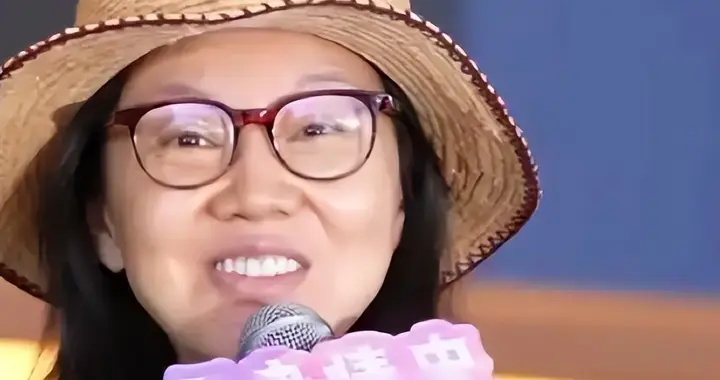 明星卸妆后，把人看的一愣又一愣，辛芷蕾和周也都快认不出来了！