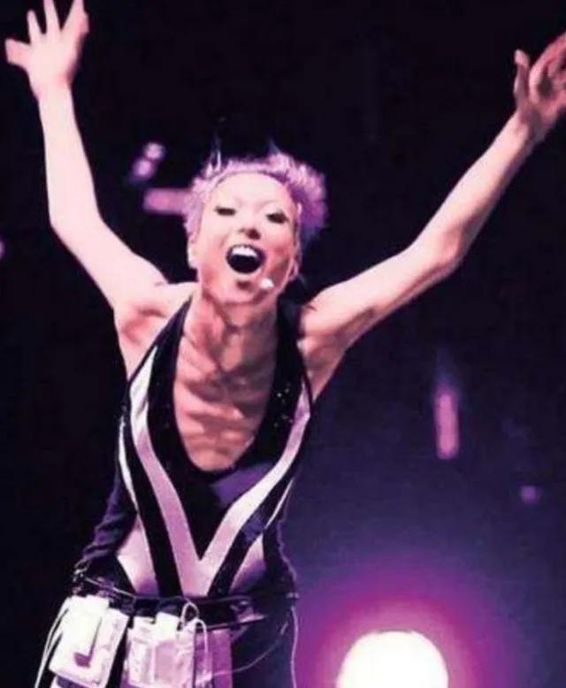 被过度减肥“毁掉”的6位女明星，越瘦越干瘪，越练越苍老