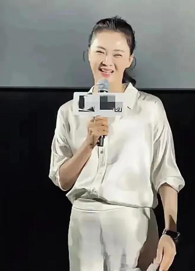 51岁王艳已经老得认不出了，曾经美艳动人，如今满脸岁月的痕迹