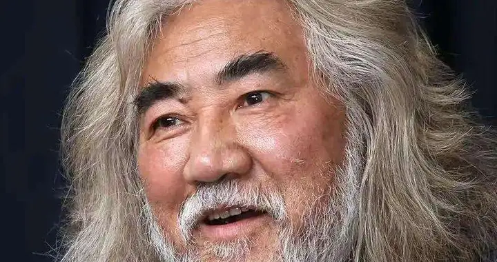 回应生5胎不到1个月，74岁张纪中发声，这次他没给妻子留面子