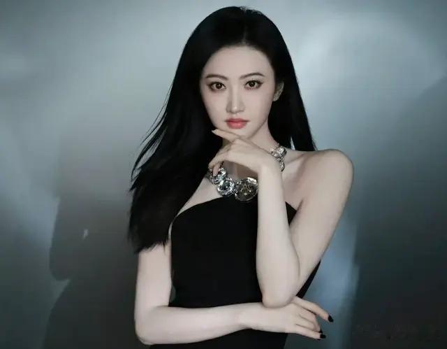 娱乐爆料：景甜，关晓彤，宋茜，乔振宇，周冬雨