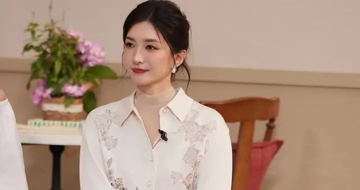 江疏影 好美的腿????