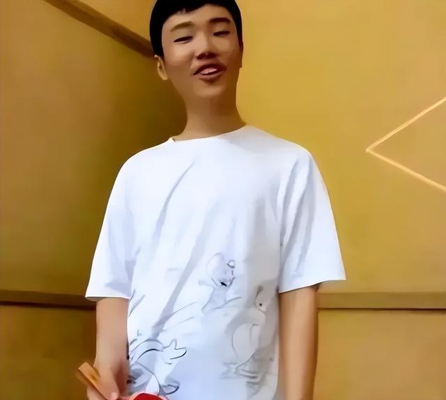 预告片|胡鑫宇失联超90天，镇长回应搜寻3天暂无进展，网友：早干嘛去了