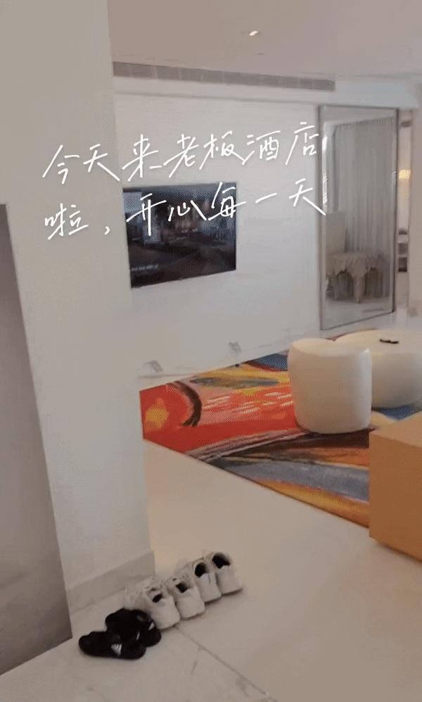 汪小菲离开 俩孩子不跟妈妈大S 小杨阿姨带去住酒店 玥儿听话又懂事