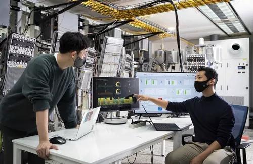 华为荣耀|韩国SK与诺基亚成功在商用网络上“首次”部署基于云的OpenRAN虚拟化基站