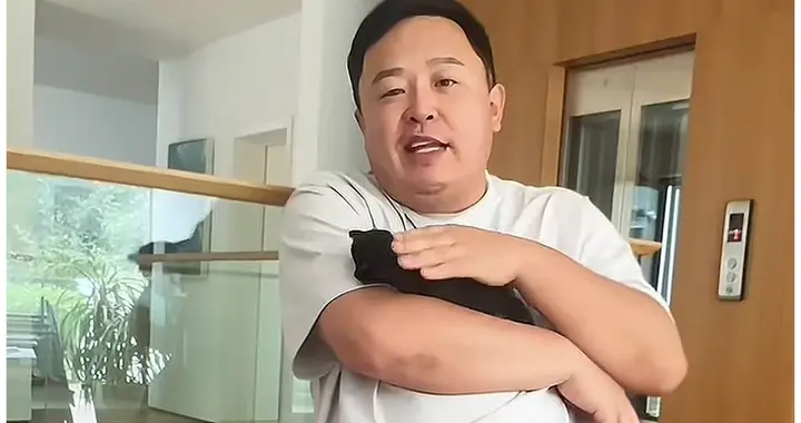 阎鹤祥搬进大别墅，秀恩爱撒狗粮，婚后生活甜蜜，壮壮真疼媳妇