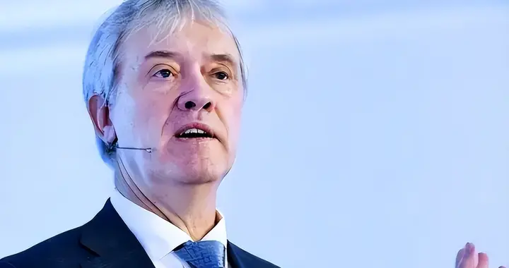 荷兰光刻机巨头发出警示：封锁中国，西方企业或将自食其果