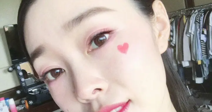 宋轶｜狠狠怼脸盯 ?