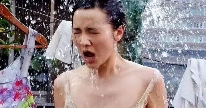 人在做天在看，44岁宋佳被贴标签多年不辩解 如今走上了另一条道路