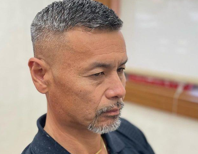 卡路里 六七十岁男人，留“黑发”还是“白发”？看素人就知道，差别太大