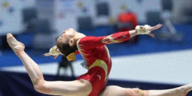 体坛最大败类！卷走44亿逃去美国，如今买飞机住豪宅生活潇洒