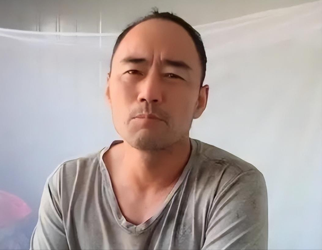 旭日阳刚出道14年后，现在一个开着奥迪，一个却只能回家务农