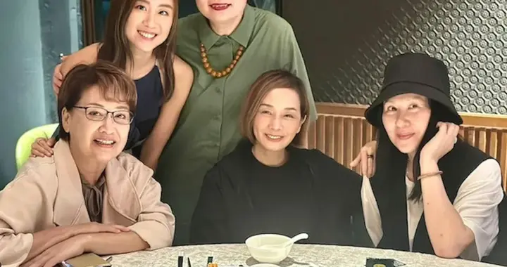 TVB女星吸烟近40年被指吸得好凶猛，成功戒烟后称像回到十八岁