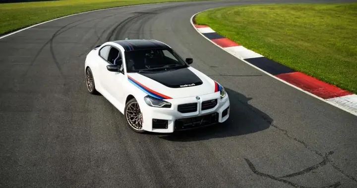 复古灵魂再临：2026 BMW M2 Turbo Design Edition