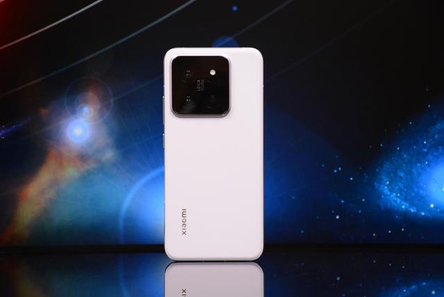 小米徹底“攤牌了”，16GB+512GB跌去1906元，“小鋼炮”售價親民