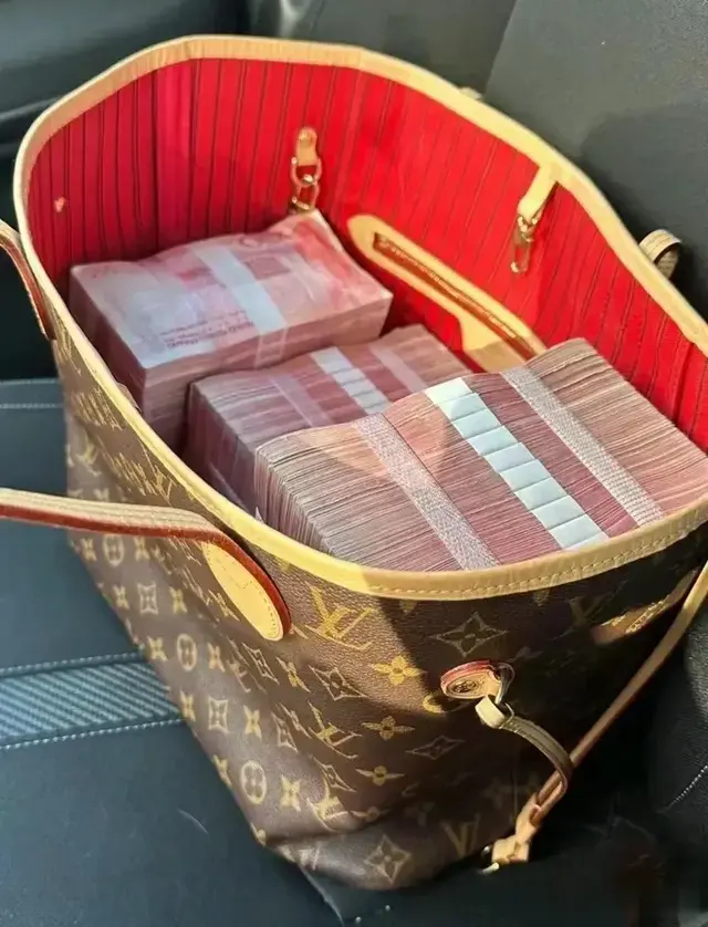 人到中年才明白：有些钱真的不必花！