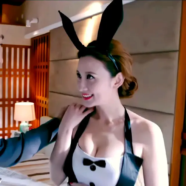 张萌这个造型真诱人