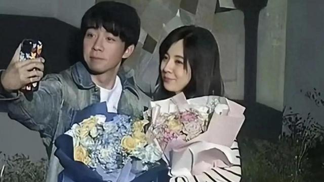 俞灏明官宣结婚！深情表白太幸福，王晓晨手戴45W钻戒太亮眼