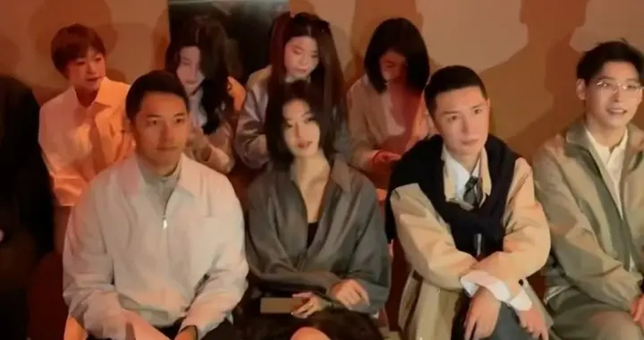 孙千迎来米兰首秀，可见《纯真年代的爱情》的火热啊